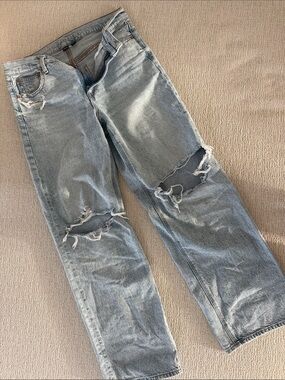 American Eagle Outfitters Light Blue Distressed Straight Jeans